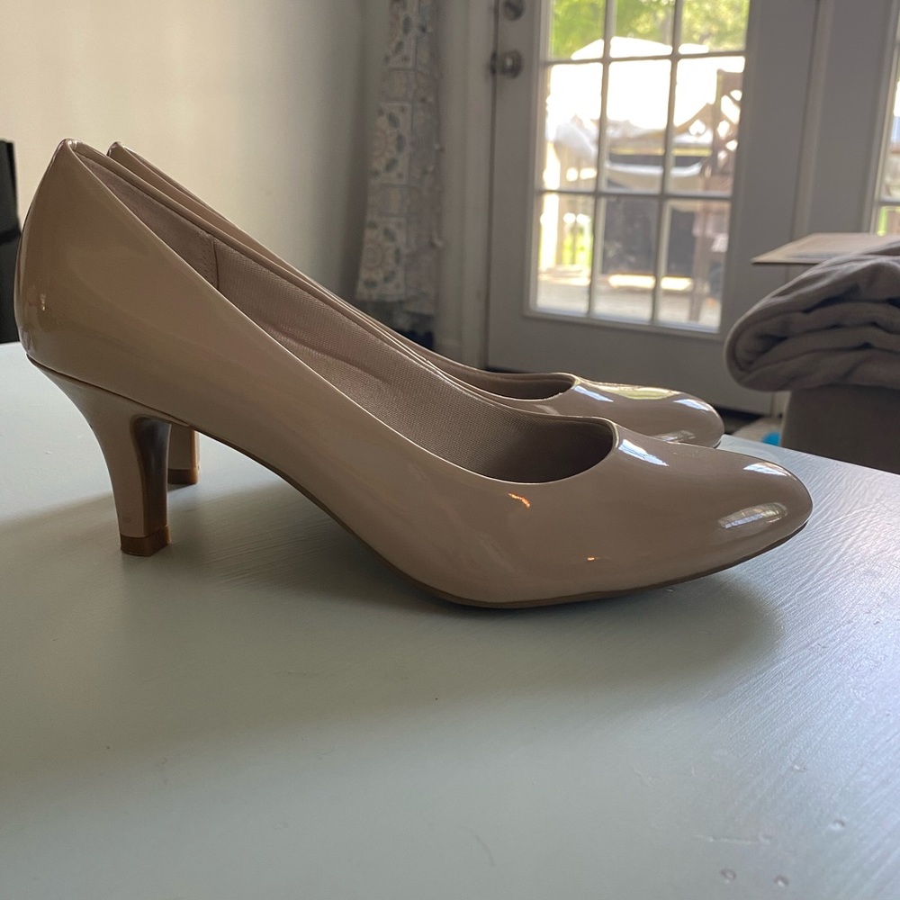 Life Stride Heels